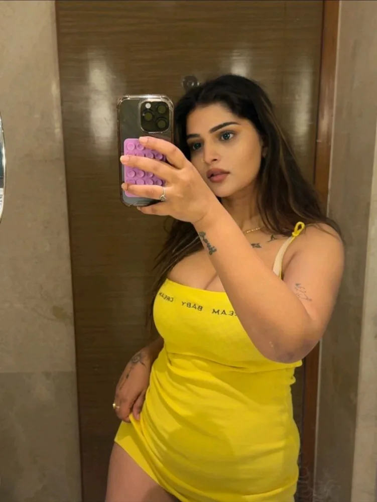 Naughty College Call girls Hot Busty Bhabhi available At Low Rate