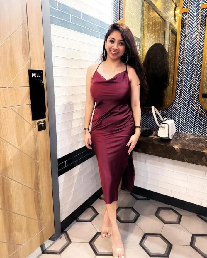Want a top-rated VIP meetup? Visit Rani Singh in Rajkot